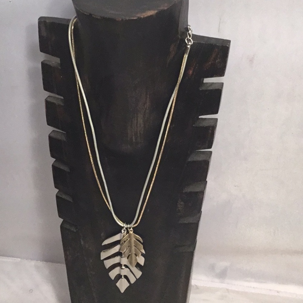 Chico’s GOLD & SILVER  LEAF NECKLACE NECKLACE‎